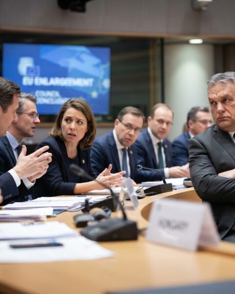 Hongarije blokkeert opening nieuwe clusters EU-toetreding Oekraïne, verlamt belangrijke veiligheidsbesluiten