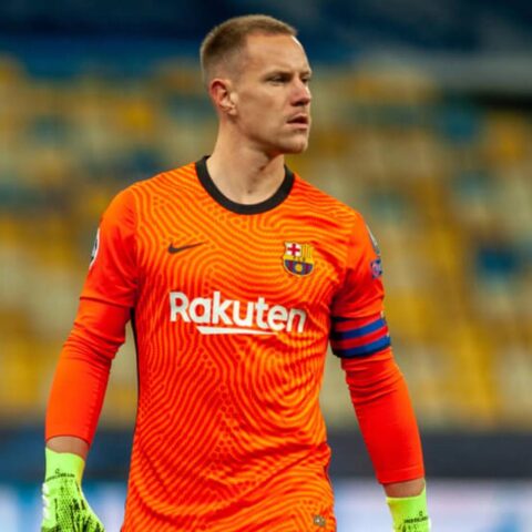 Ajax sluit seizoenlange huurdeal voor Barcelona-keeper Marc-André ter Stegen