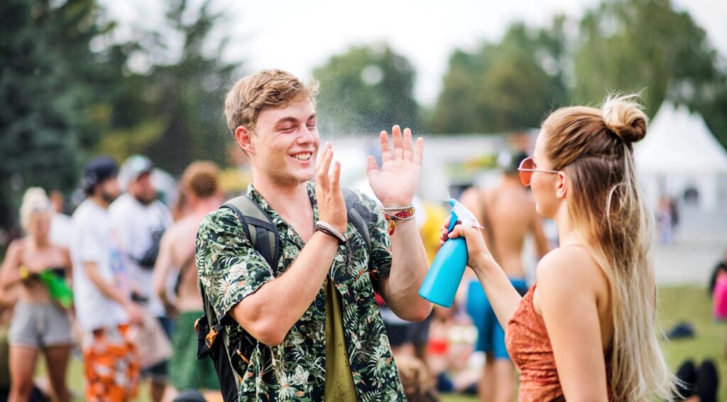 Arnhemse burgemeester bekritiseert festival vanwege hitte en gebrek aan gratis drinkwater