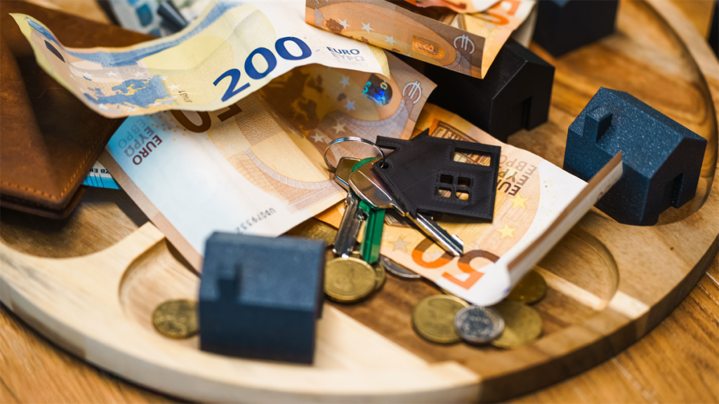Daling hypotheekaanvragen voor het eerst in drie jaar, stabilisatie voor woning kopen onder jongere kopers