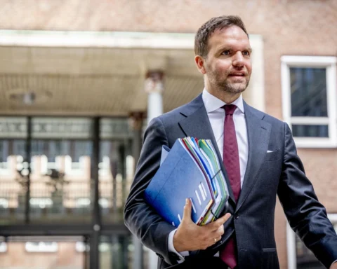 Defensie werkt samen met dronebedrijf en streeft naar 'gouden aandeel'