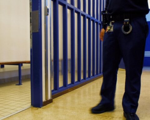 Druglab dat evacuatie in Den Haag veroorzaakte, waarschijnlijk op grote schaal ecstasy geproduceerd; verdachten nog in hechtenis