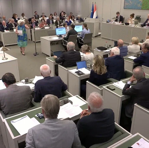 Eerste Kamer uitstel stemming box 3 tot na de zomer, nieuw voorstel in aantocht