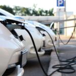 Elektrische laadtarieven kosten Nederlandse reizigers vaak meer dan brandstof in Europa