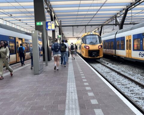 FNV kondigt 24-uurs staking in het openbaar vervoer aan op 9 september