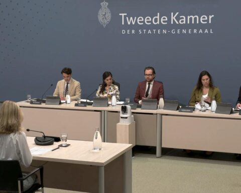 Getuigen van het parlementaire coronavirusonderzoek in Nederland onderhevig aan bedreigingen