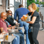 Koeler weer met een mix van zon en regen in Nederland deze week