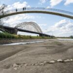Lage waterstand: Deventer haven gesloten vanaf zaterdag; Twente vraagt om steun van de overheid