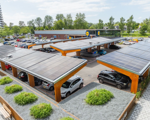 Lidl opent duurzame '0 op de meter'-supermarkt in Capelle aan den IJssel