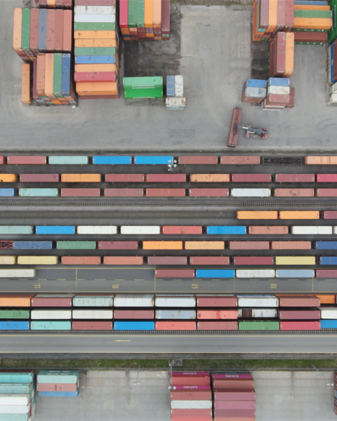 Logistieke sector groeit, maar vreest tekort aan geschikt vastgoed in Nederland