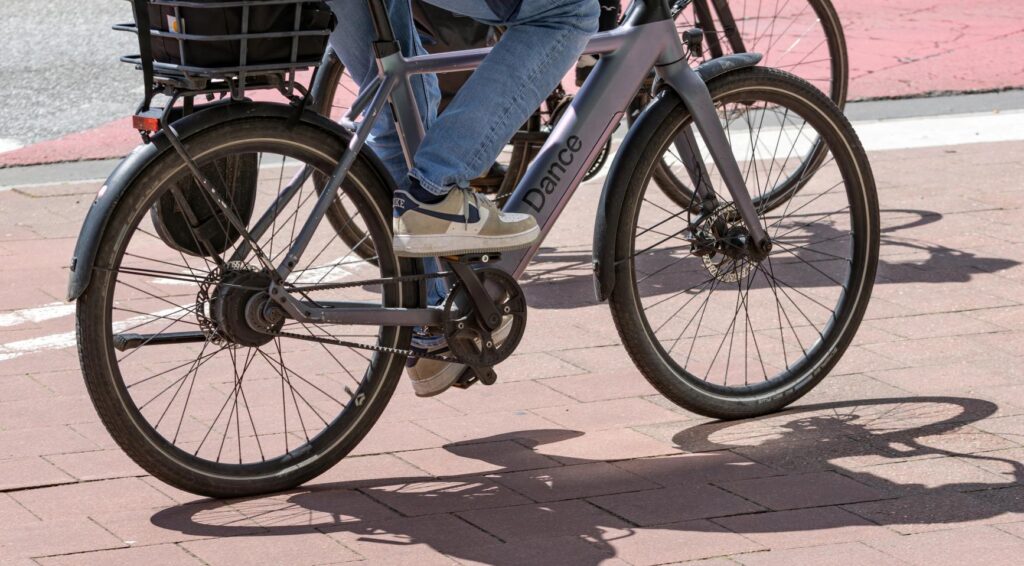 Meer jongeren maken gebruik van elektrische fietsen, RIVM maakt zich zorgen