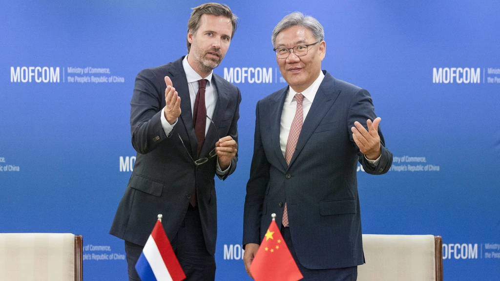 Minister Sjoerdsma zoekt samenwerking met China tijdens handelsconflicten, Nederlandse bedrijven delen zorgen