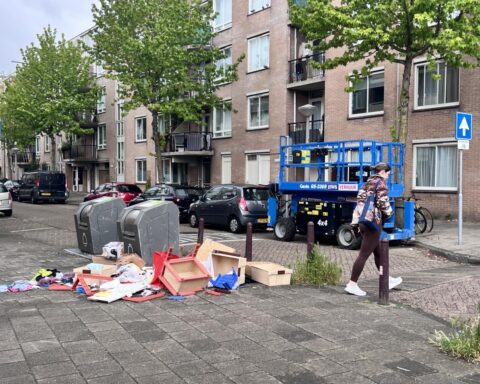Nederlander gooide vorig jaar gemiddeld 449 kilogram afval weg, 6 kilogram minder dan in 2024