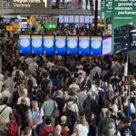 Nederlandse overheid wil luchtvaartmaatschappijen boetes laten opleggen aan wangedragige passagiers
