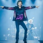 Nederlandse voetbalclub vraagt Mick Jagger om jas die lijkt op clubtenue