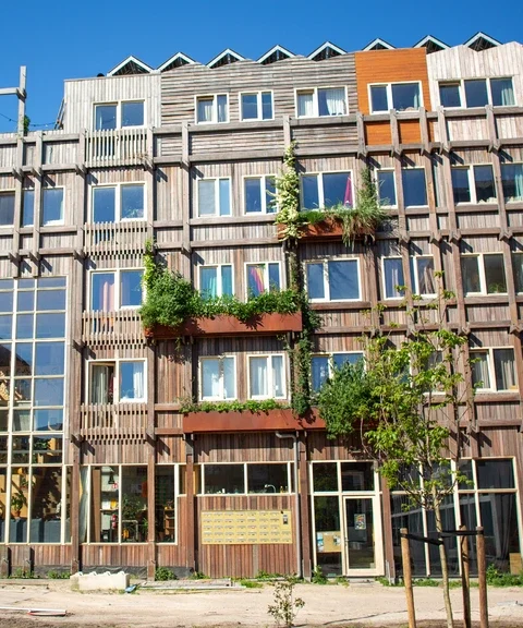 Nieuwe wet vergemakkelijkt oprichting wooncoöperaties, bewoners ervaren verhoogde tevredenheid