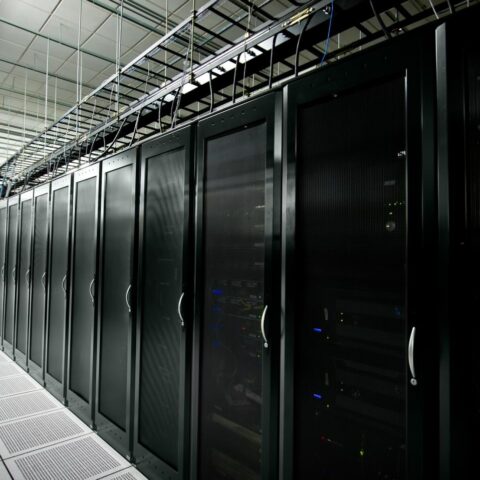 Noord-Holland voorspelt stijging van datacenters naar 92 locaties door zorgen over netbelasting