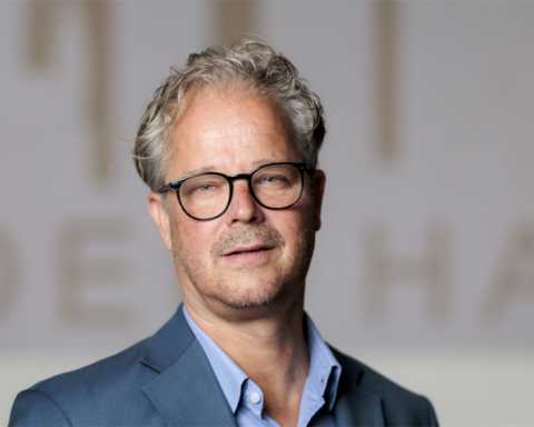 Oppositie verzet zich tegen benoeming van Henk Harms als wethouder stedelijke ontwikkeling in Den Haag