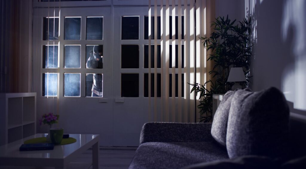 Politie: aantal inbraken in Nederlandse woningen stijgt naar 10.000 in eerste helft van 2026
