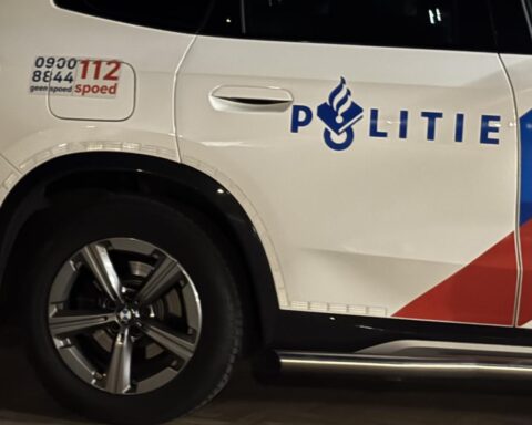 Politie arresteert minderjarige die explosief plaatst bij woning in Wormer na eerdere ontploffing in juli