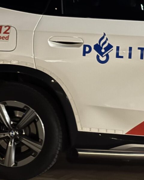 Politie arresteert minderjarige die explosief plaatst bij woning in Wormer na eerdere ontploffing in juli