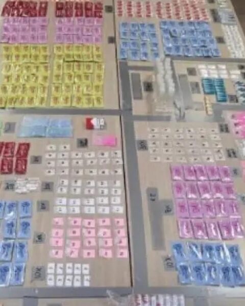 Politie neemt drugs en illegale medicijnen in beslag in Amsterdam-Noord woning en opslagplaats