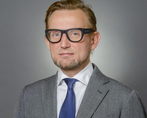 Prins Bernhard verkoopt zijn volledige zakelijke portefeuille en verlaat de vastgoedsector voor AI-ondernemingen