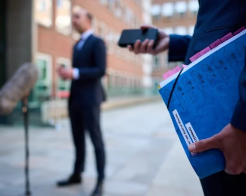 Raad van State oordeelt over intrekken verblijfsvergunning bij valse asielverklaringen