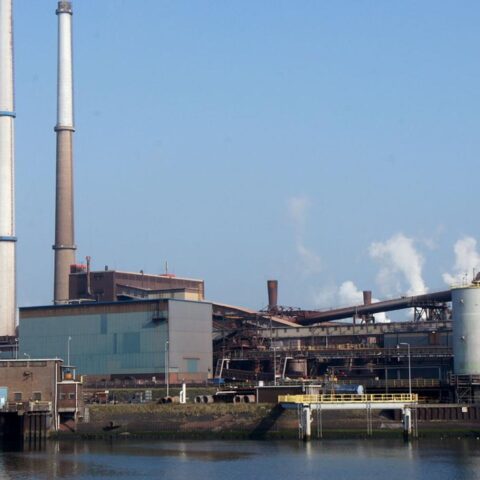 Tata Steel aangeklaagd voor opzettelijke en onwettige vervuiling, meldt het Openbaar Ministerie