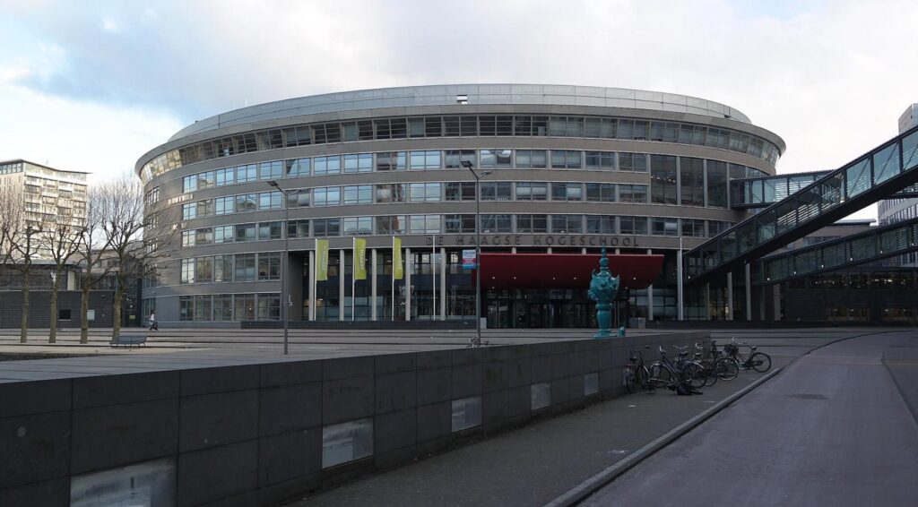 'Toxische' werkcultuur aan Haagse Hogeschool; meer dan 100 meldingen van intimidatie en machtsmisbruik