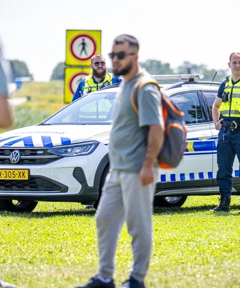 Veiligheidsrisico rond aanmeldcentrum Ter Apel, Rode Kruis hervat dagopvang voor asielzoekers