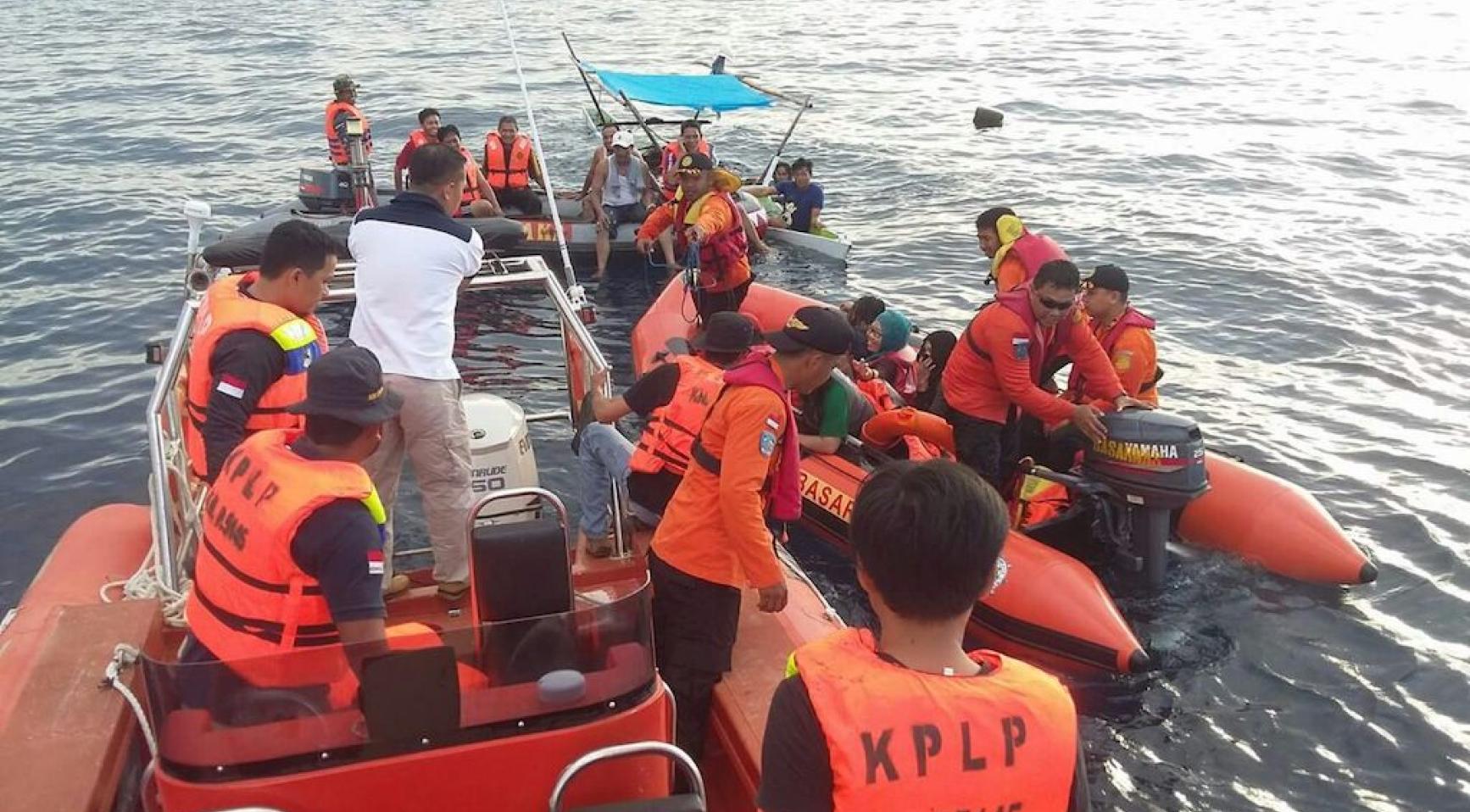 Vijf Nederlandse toeristen onder 11 vermisten na verdwijning van speedboot voor de kust van Sulawesi