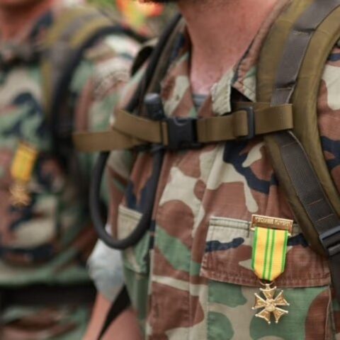Wandelaars starten 108e editie van de Nijmegen Vierdaagse Marches