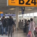 Zorgen over drukte op luchthaven Schiphol nu de schoolvakanties beginnen