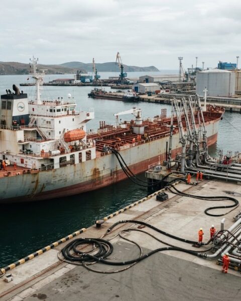 Handelaren verschepen diesel en kerosine vanuit Zuid-Korea naar Rusland na raffinaderijaanvallen