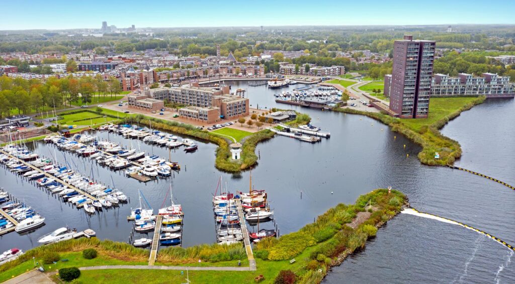 Almere eerste gemeente in Nederland die leegstandsbelasting invoert: €2.000 boete voor lege woningen