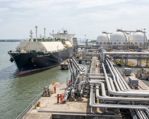 EU-landen vergroten import van Russisch lng ondanks besluit tot uitfasering in 2027
