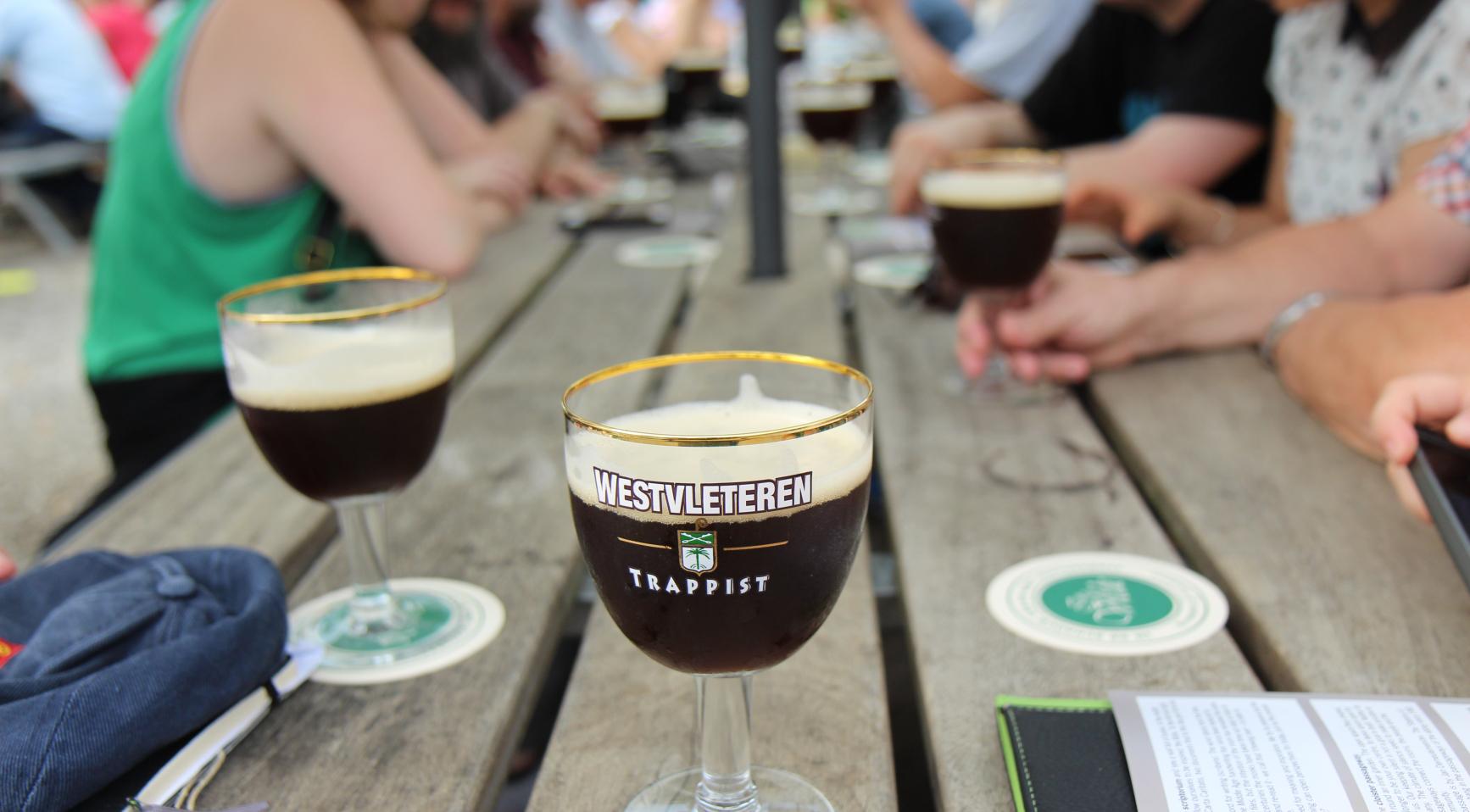 Bijna de helft van de Nederlanders vindt één dagelijkse drank prima, ondanks waarschuwing over schade