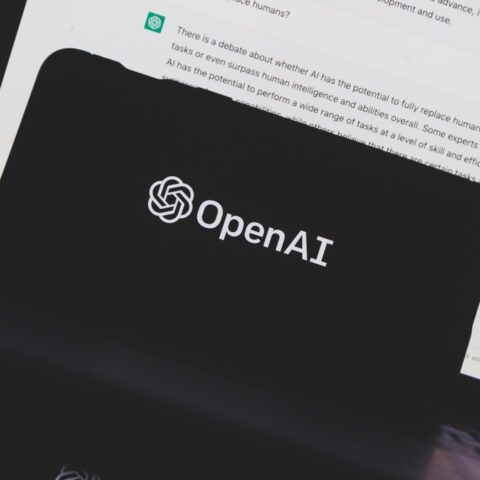 ChatGPT-reclames volgende week in Nederland terwijl OpenAI zijn activiteiten in Europa uitbreidt