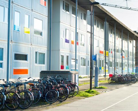 De meeste jongeren die naar universiteitssteden verhuizen komen uit nabijgelegen gemeenten