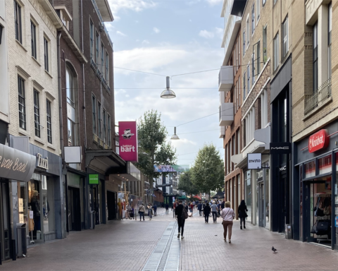 Detailhandel in Nederland boekt in juni bijna 3% omzetstijging volgens CBS
