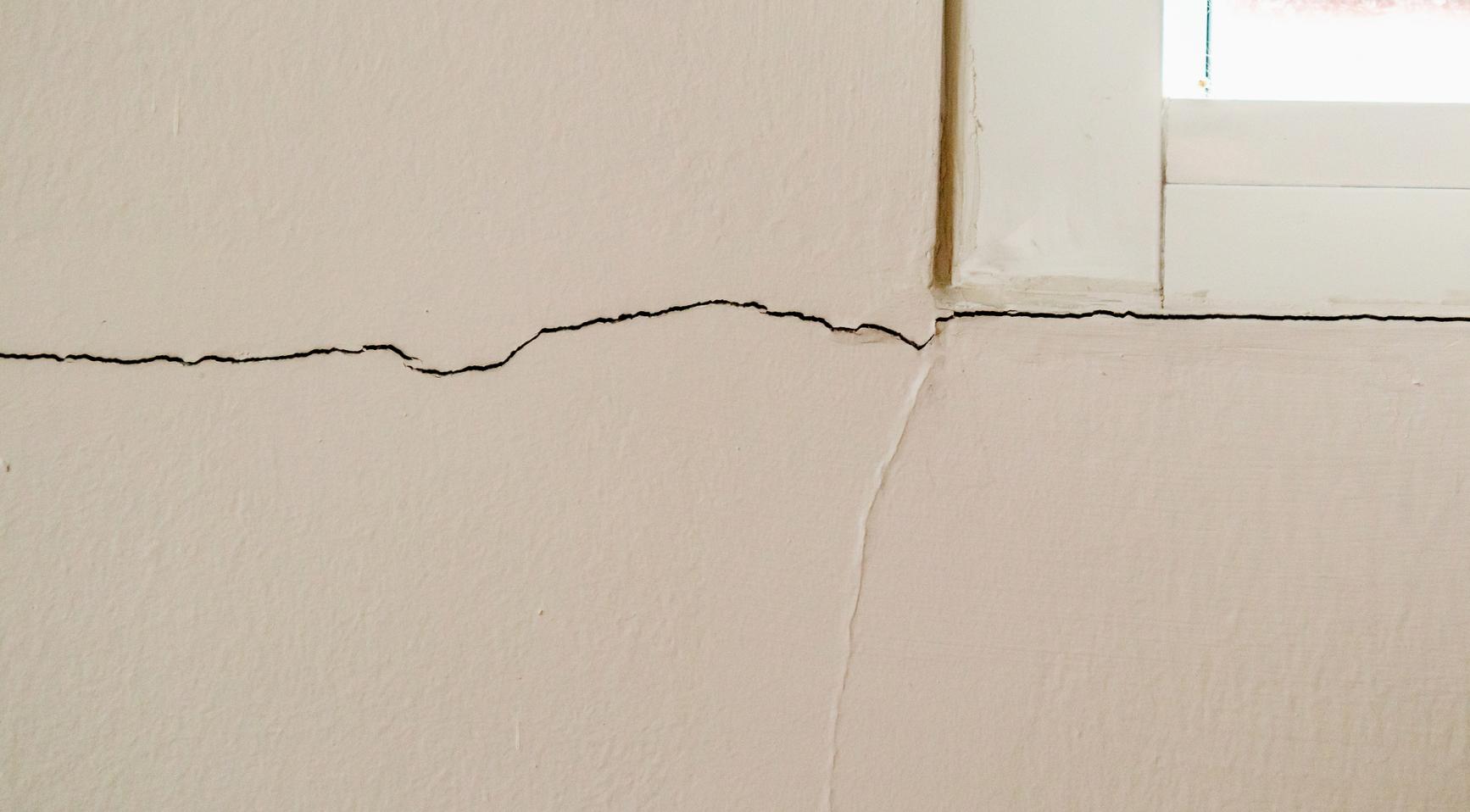 Droogte veroorzaakt toenemende problemen met funderingen van Nederlandse woningen; meldingen dit jaar verdubbeld