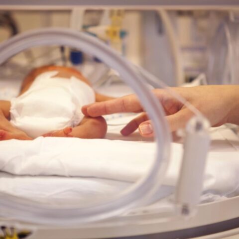 Erasmus MC start DNA-test om antibioticumdoofheid bij premature baby's te voorkomen