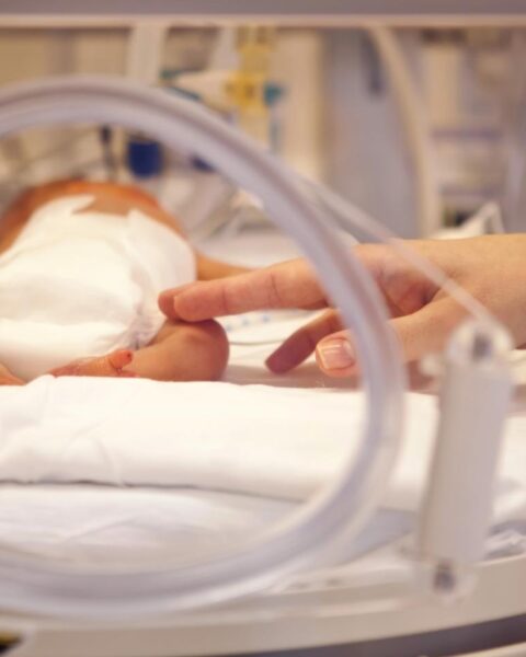 Erasmus MC start DNA-test om antibioticumdoofheid bij premature baby's te voorkomen
