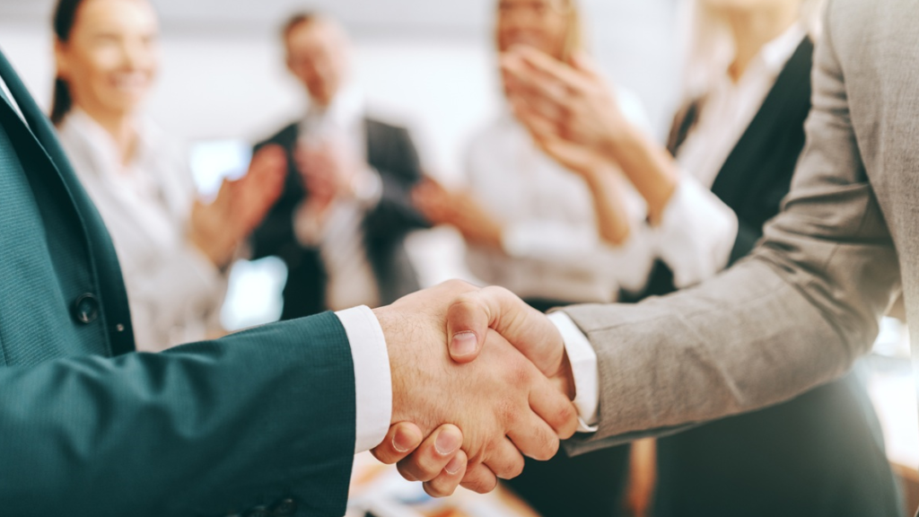 Expertisecentrum Flexwonen en VHIM starten samenwerking voor betaalbare huisvesting internationale medewerkers