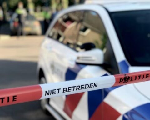 Explosief aangetroffen in tuin van woning in Rotterdam