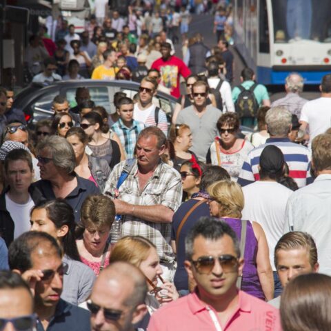 Extreme hitte dreigt de economische groei van de EU dit jaar te ondermijnen