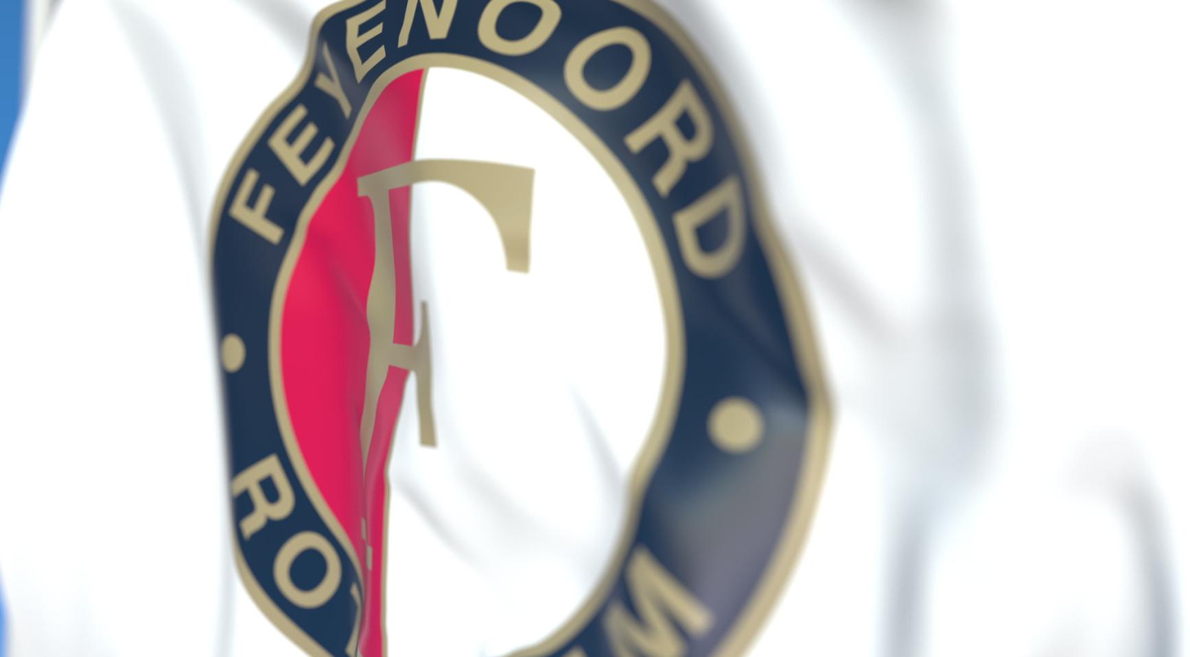 Feyenoord-fans kunnen worden verbannen van NEC-wedstrijd als vuurwerkgooiers niet worden gearresteerd