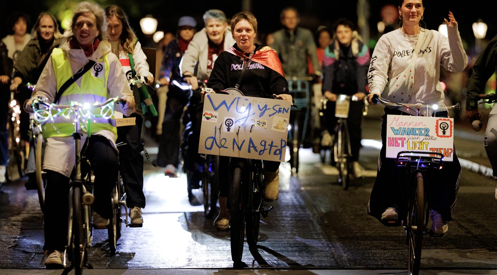 Honderden nemen deel aan vrouwenveiligheidsritten, meldingen van incidenten in diverse steden