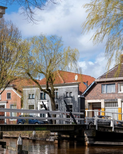 Huizenprijzen dalen in zes gemeenten, grootste daling in Noord-Beveland